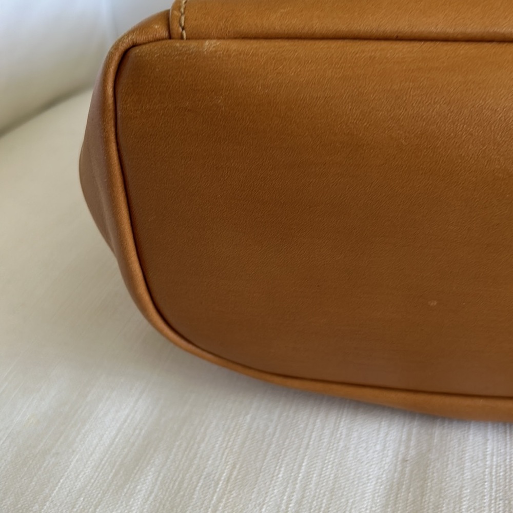 Really great Gucci canvas and leather beach bag. - Picture 5 of 12